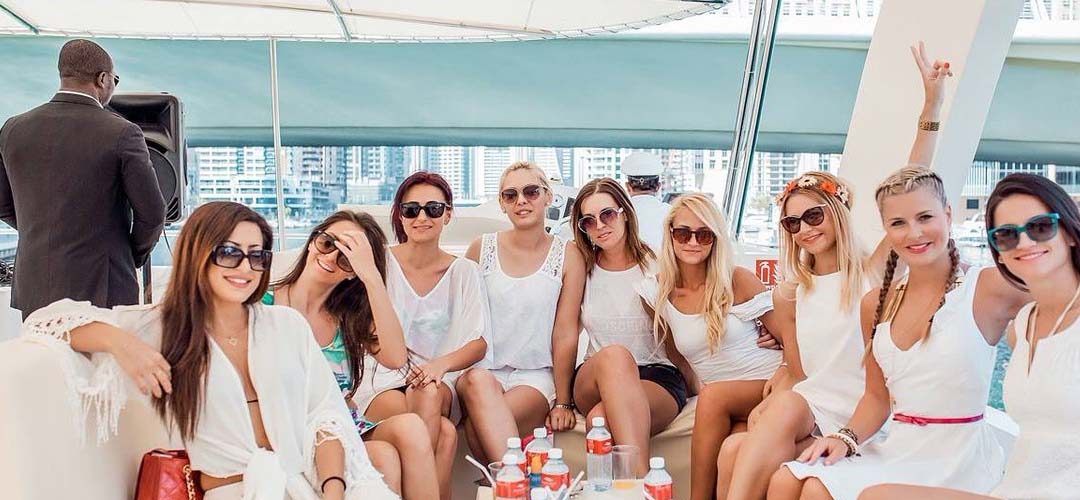 The Corporate Retreat Yacht — Planning the Perfect Corporate Yacht Party in Dubai: A Guide to Team Success