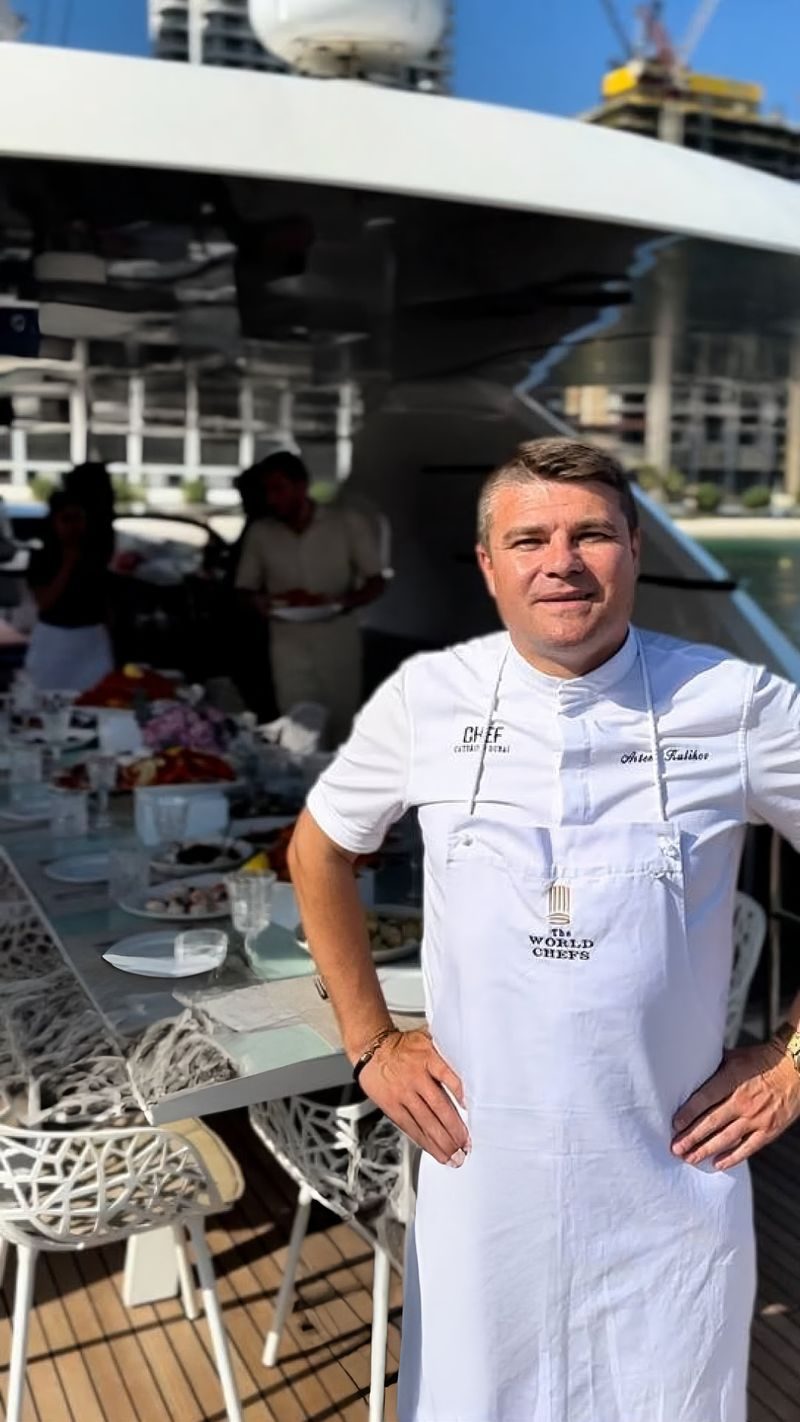 The Ultimate Luxury: Hiring a Private Chef on Your Yacht in Dubai