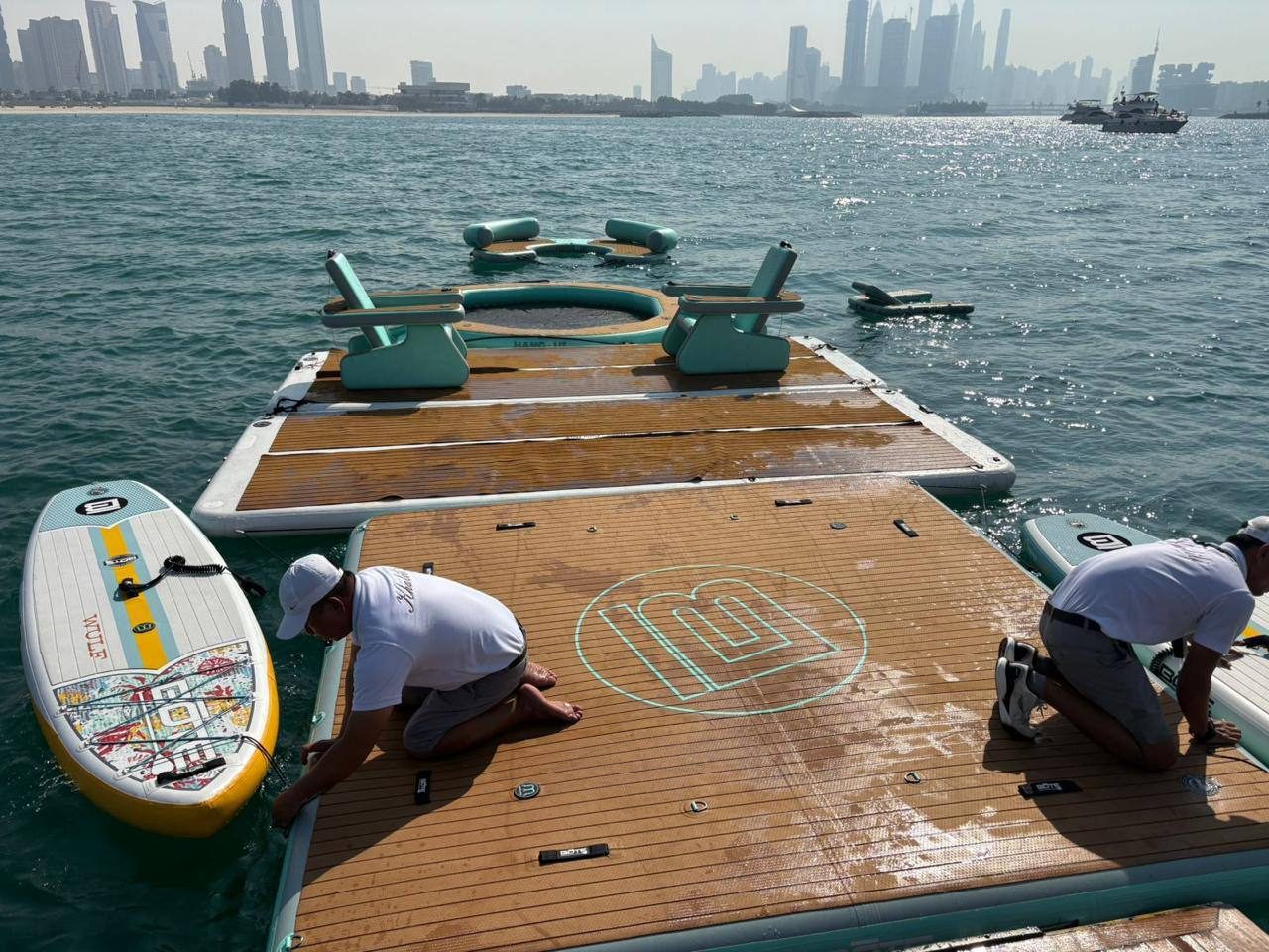 Why Sunset Is the Best Time for a Yacht Trip in Dubai (And How to Choose the Right Yacht Size)