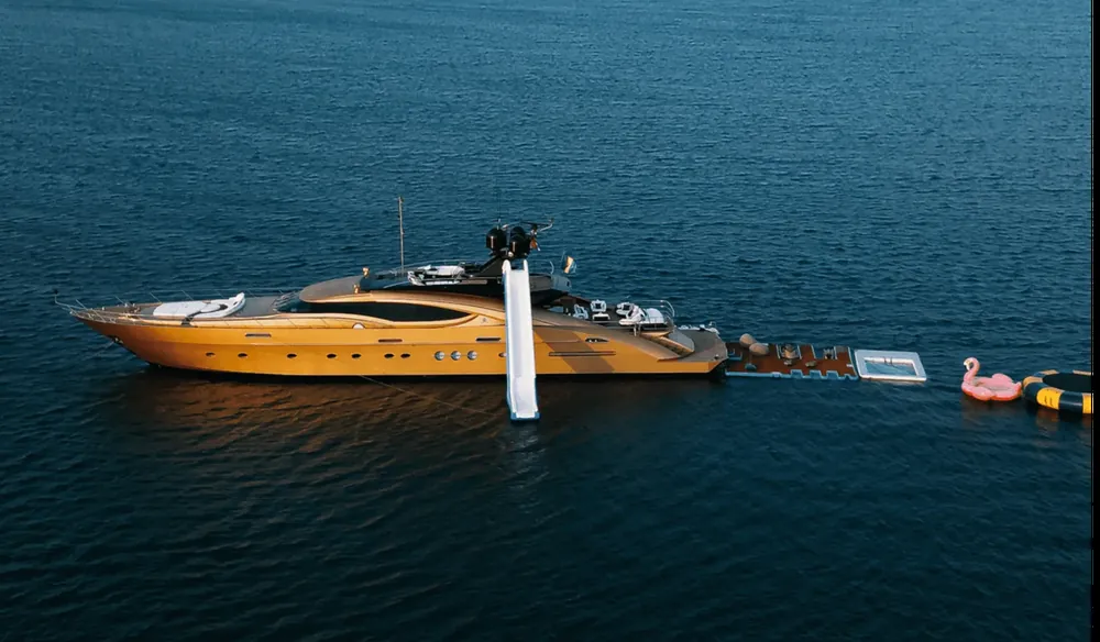 Yacht AK Royalty 134 - SeaLux Dubai