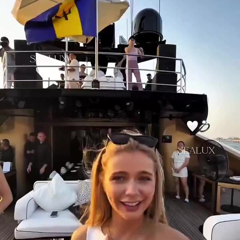 SeaLux Instagram moment
