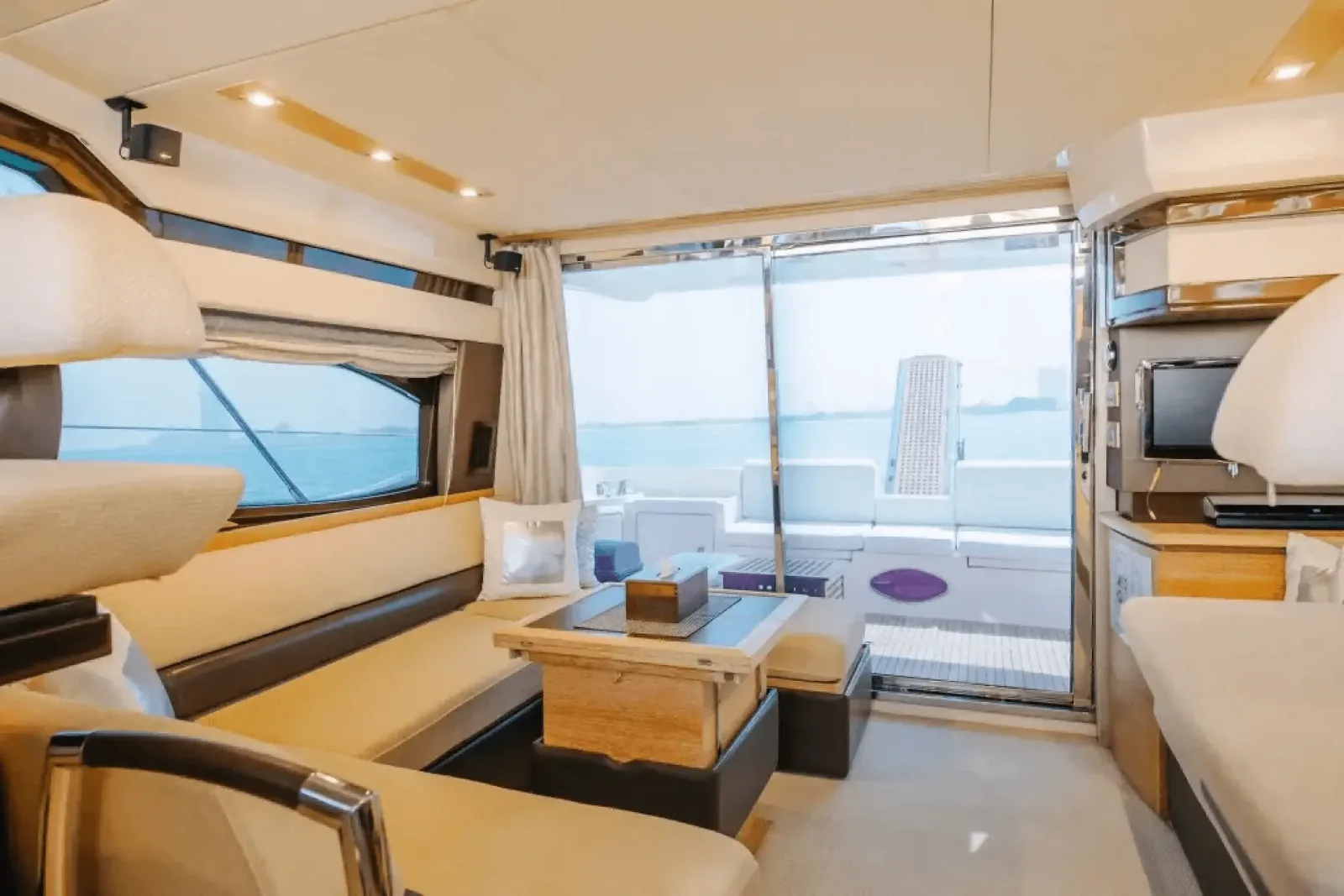 Yacht Azimut 48 No Regrets — photo 2