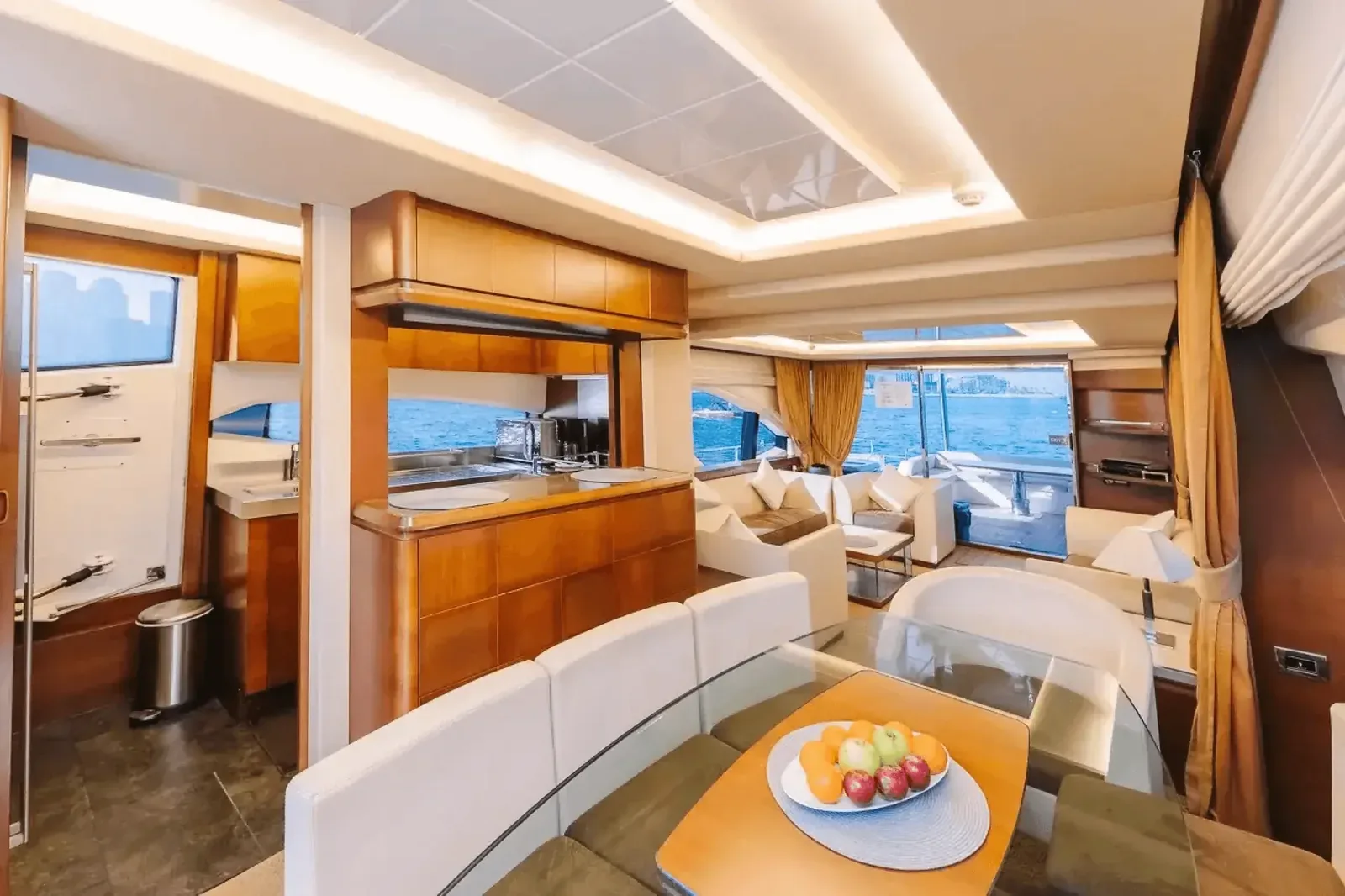 Yacht Azimut 75 Viktoria — photo 4