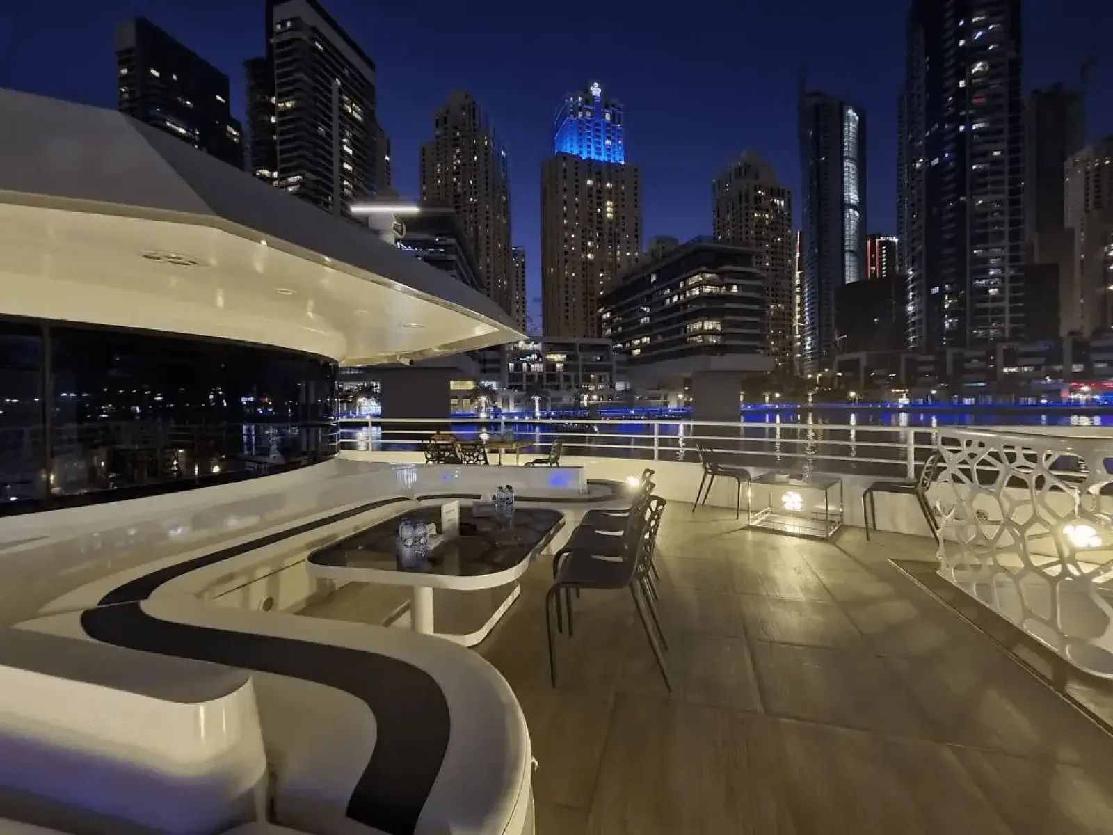 Yacht Desert Rose 155 — photo 7