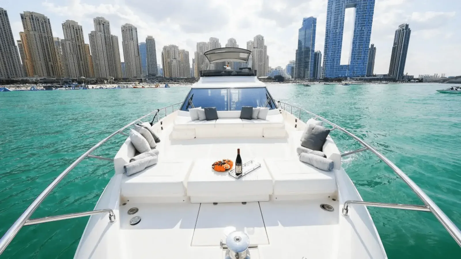 Yacht Ferretti 67 — photo 3