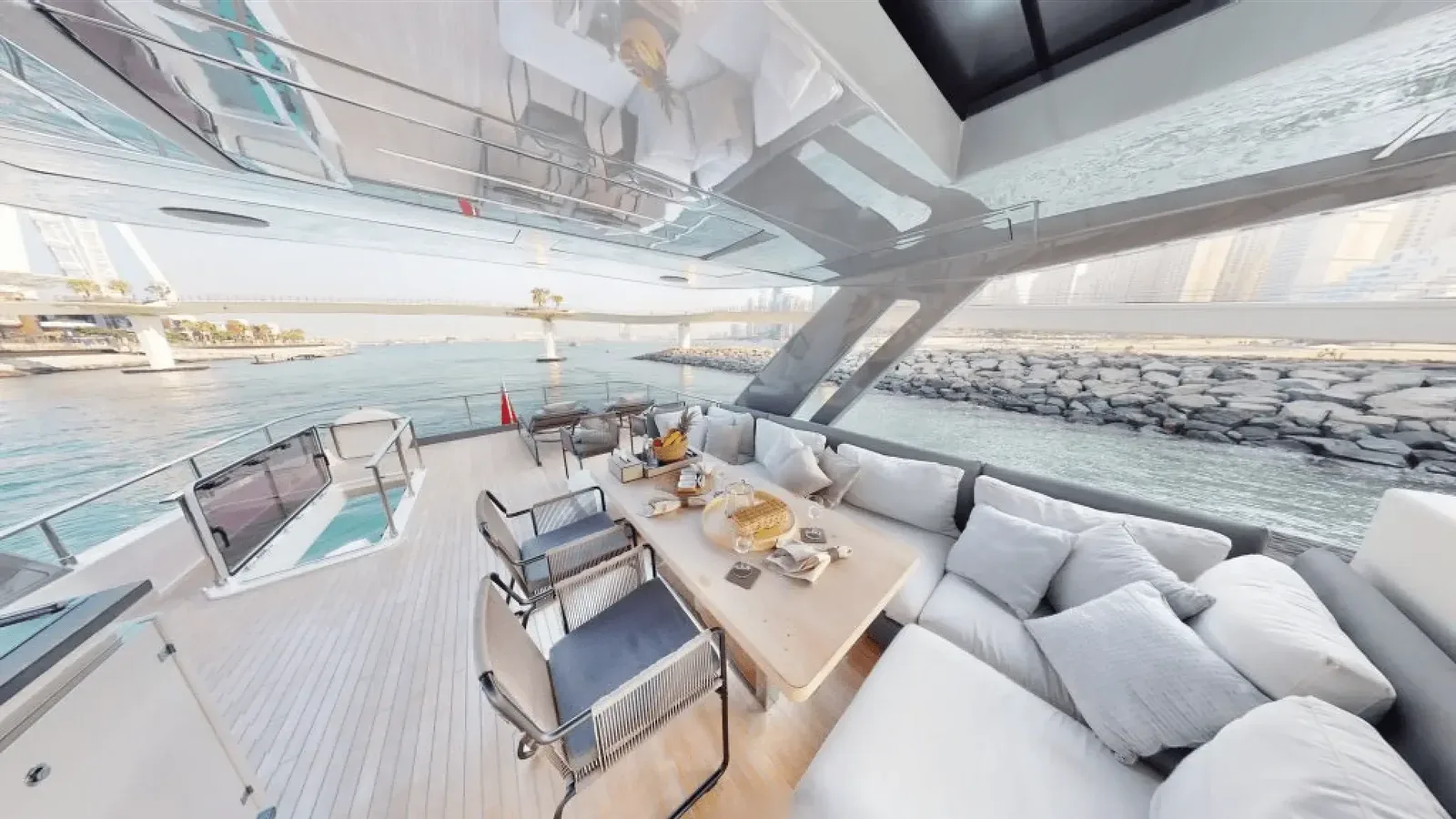 Yacht Ferretti 78x — photo 8
