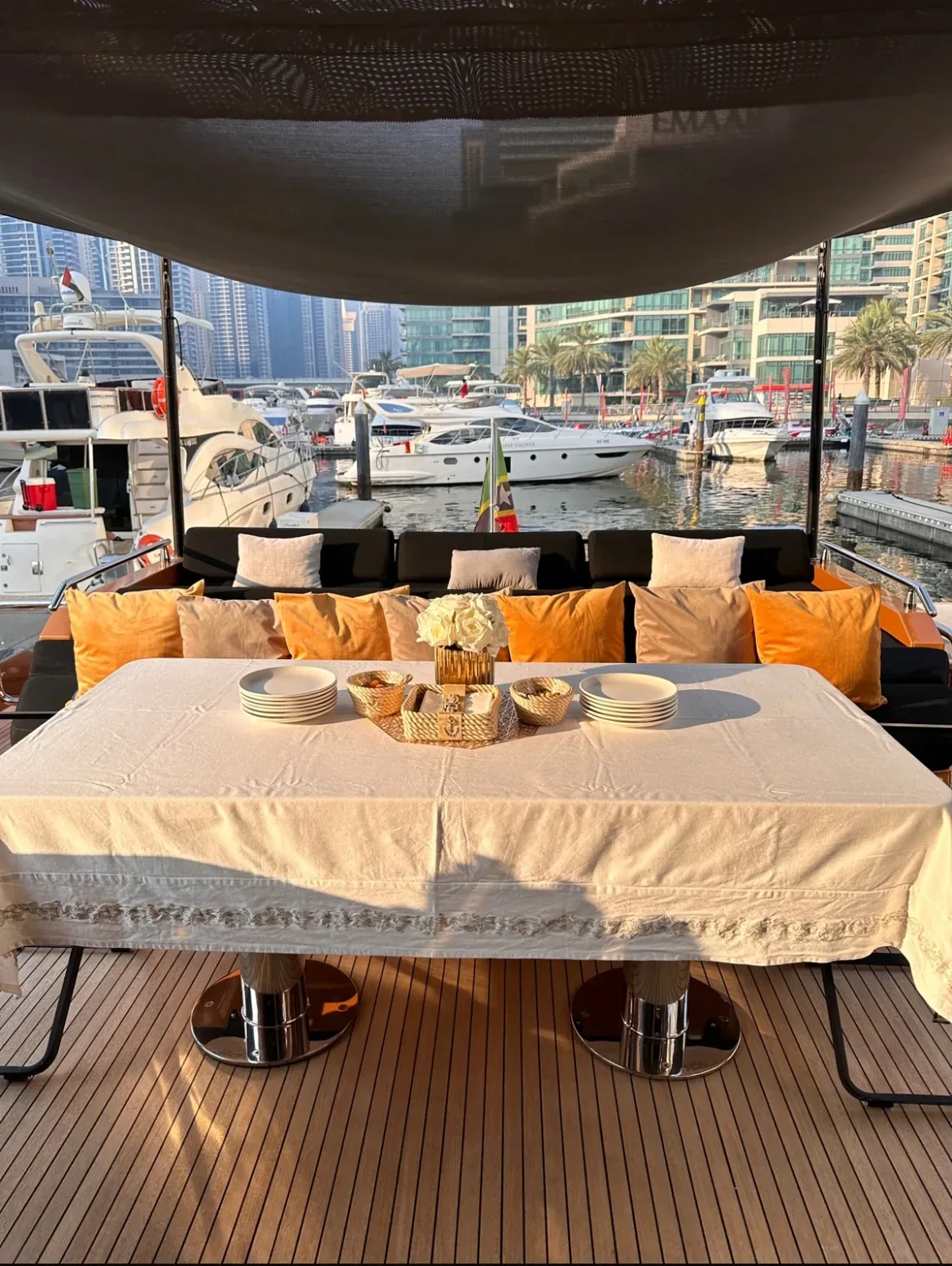 Sport Luxe 78ft Yacht — photo 2