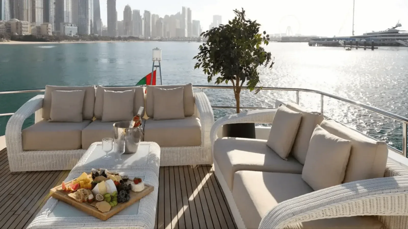 Yacht Haigan 90 — photo 4