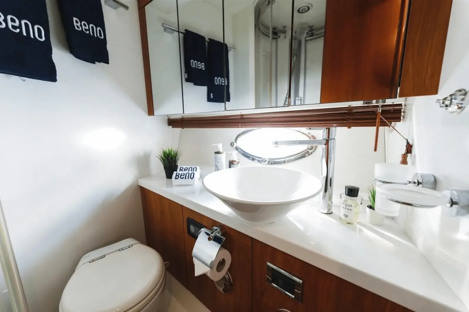 Yacht Julia 64 — photo 7