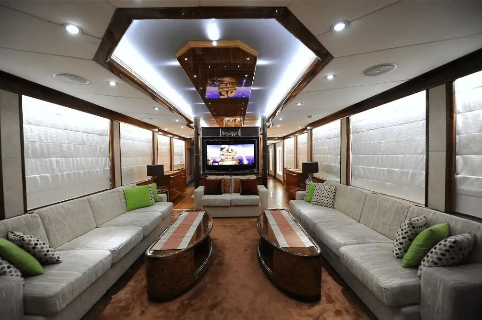 Yacht Majesty 101 Infiniti — photo 3