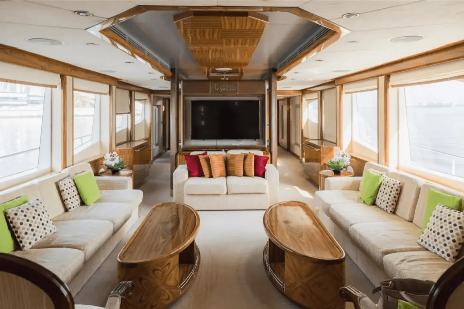 Yacht Majesty 101 Infiniti — photo 4