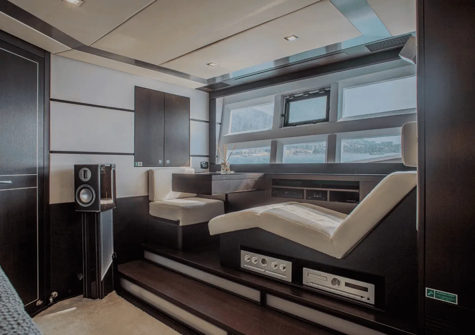 Yacht Morrigan 70ft — photo 8