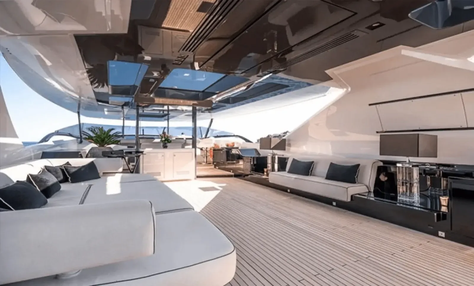 Yacht Peri 125 — photo 3