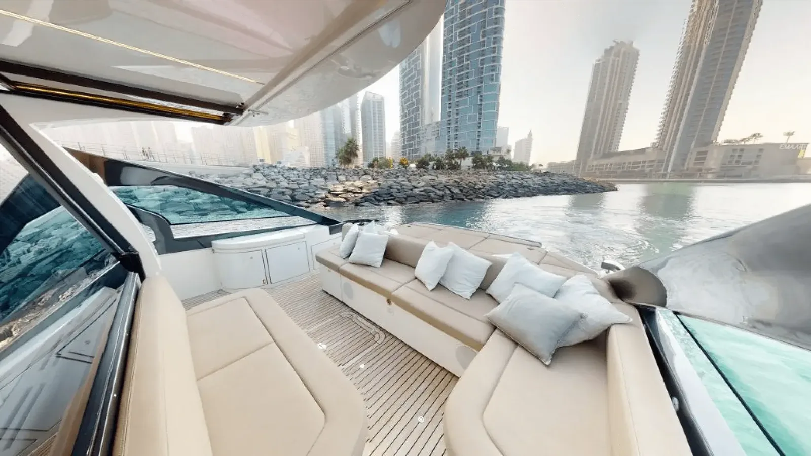 Yacht Pershing 5X White — photo 8