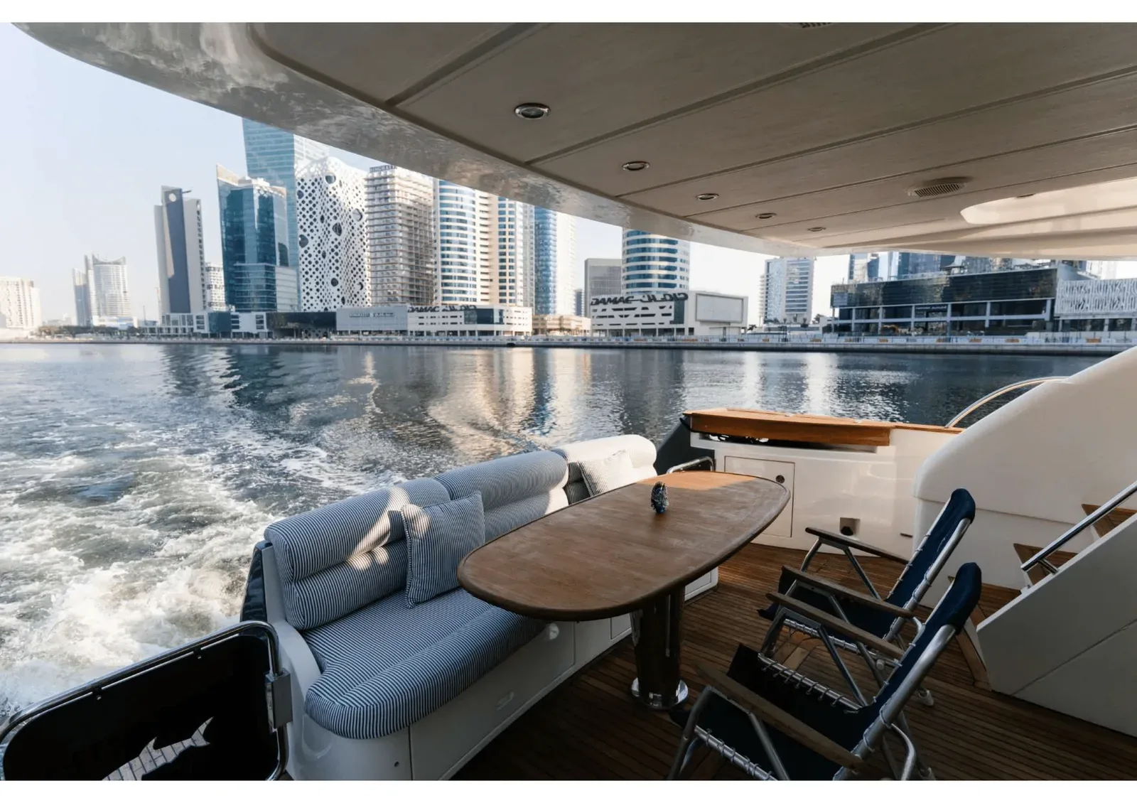 Yacht Princess 70 Shark — photo 7