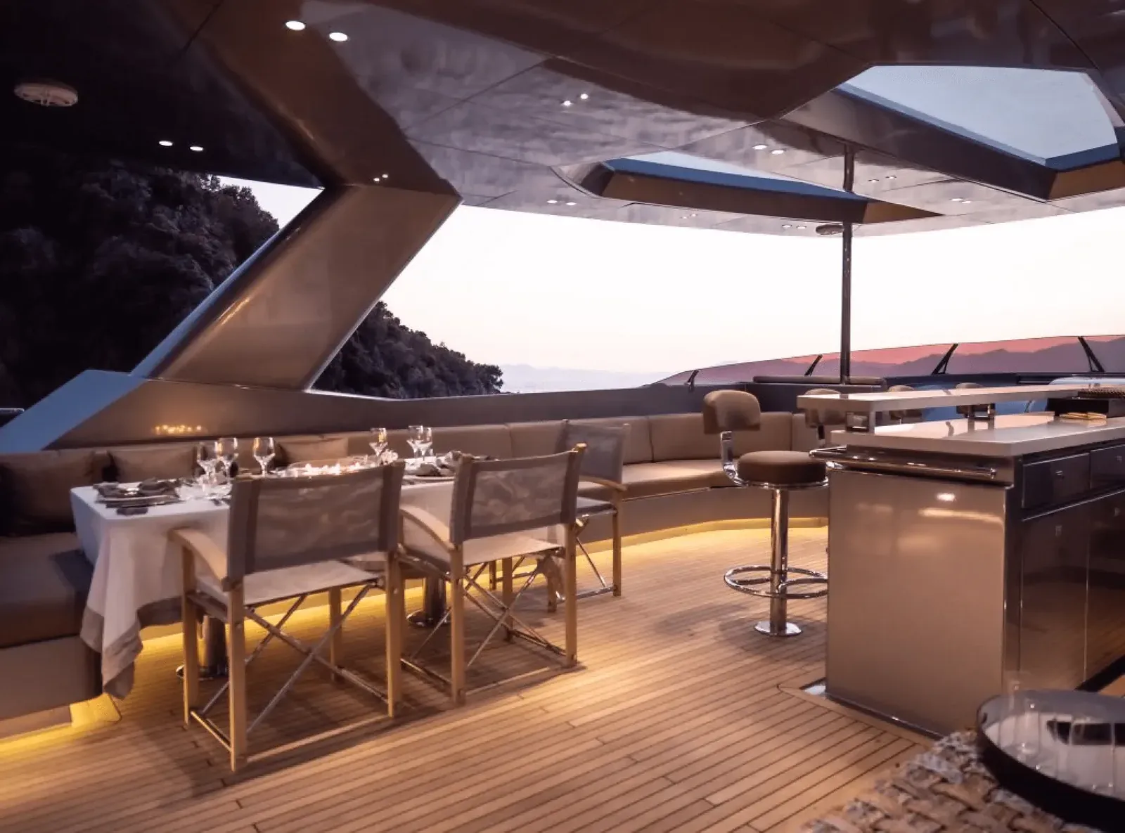 Yacht Santorini 115ft — photo 3