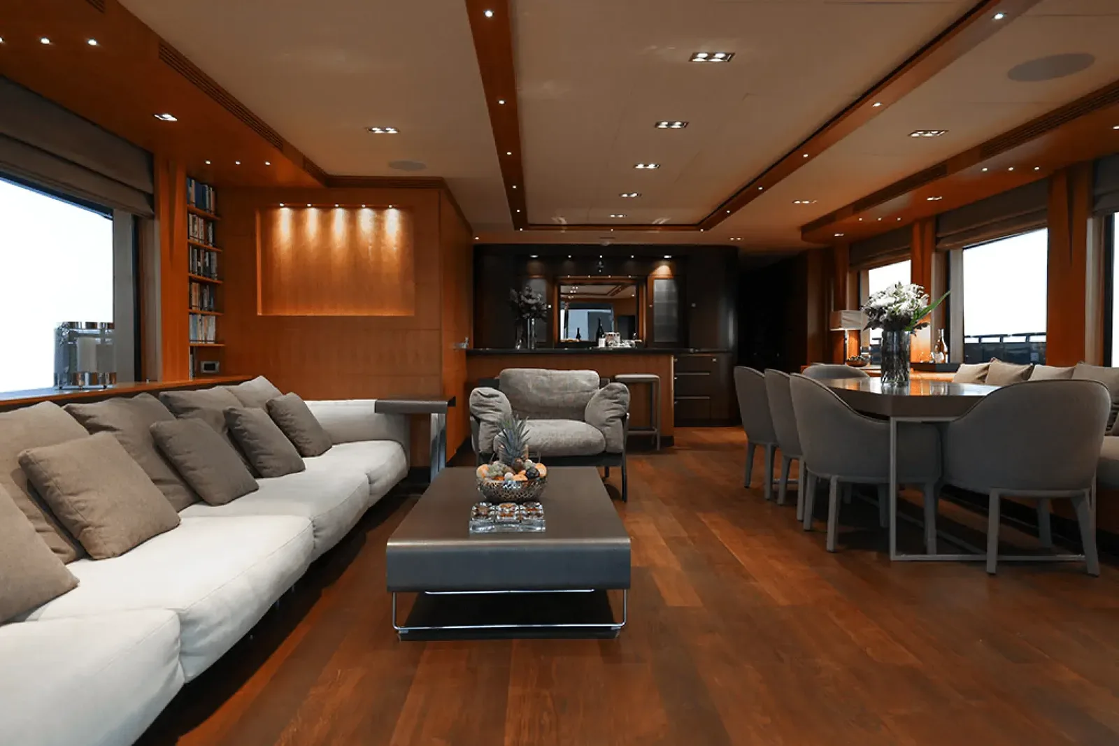 Yacht Santorini 115ft — photo 5