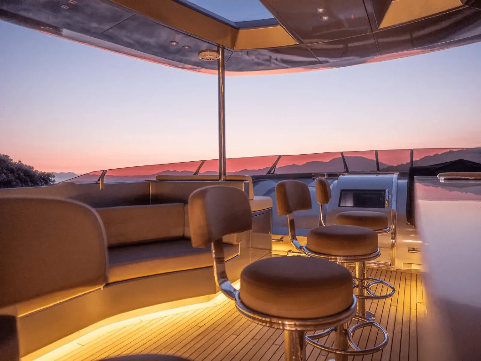 Yacht Santorini 115ft — photo 7