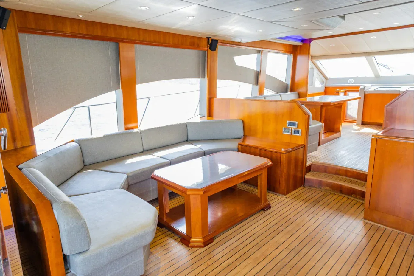 Yacht Lana 62ft — photo 4