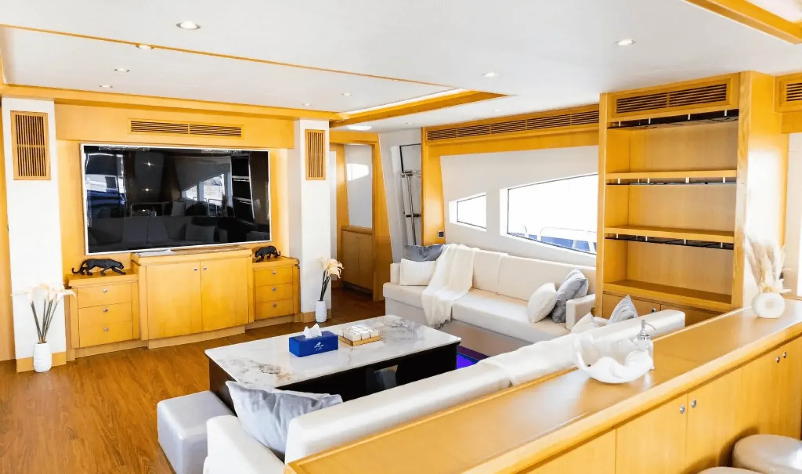 Yacht Sky Walker Kona 110ft — photo 2