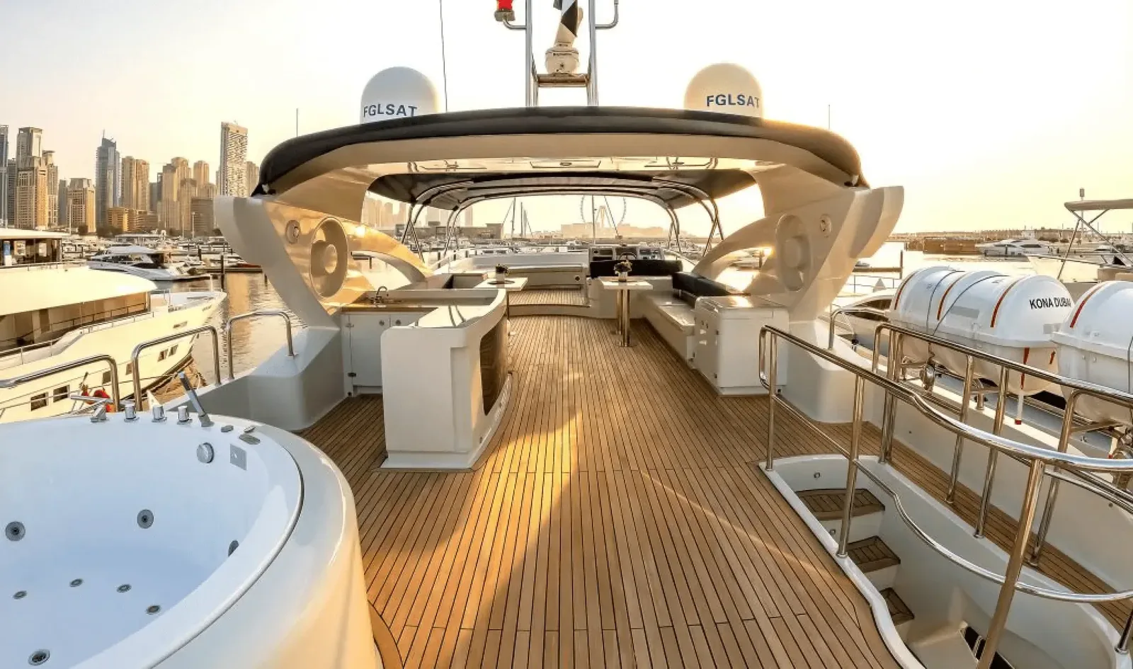 Yacht Sky Walker Kona 110ft — photo 5