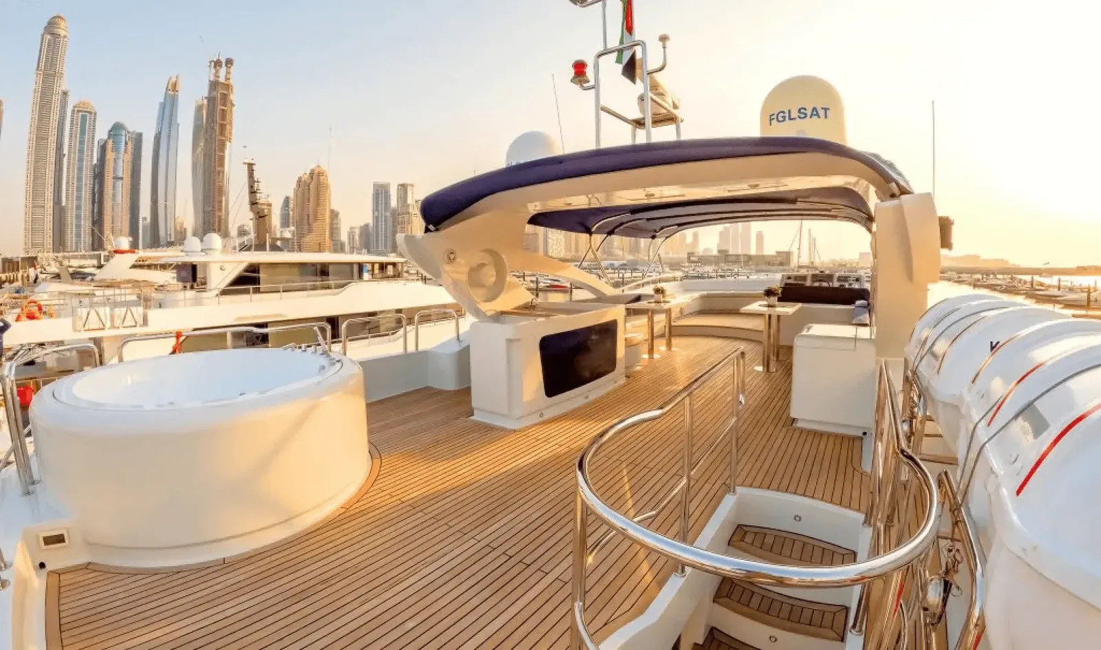 Yacht Sky Walker Kona 110ft — photo 6
