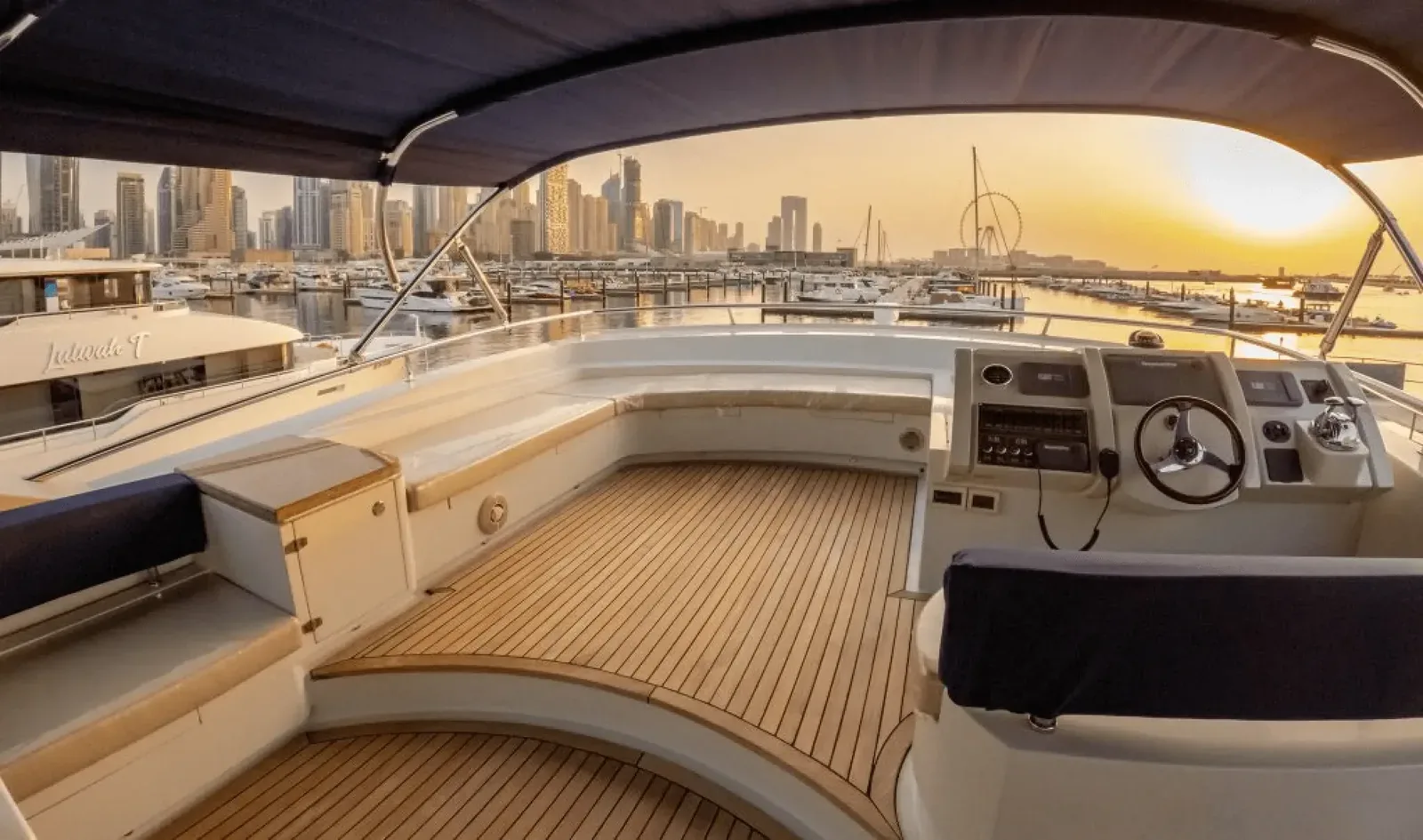 Yacht Sky Walker Kona 110ft — photo 7