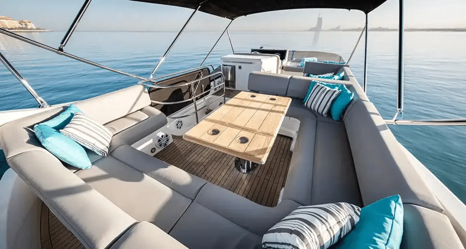 Yacht Sunseeker 60 OutLaw — photo 6
